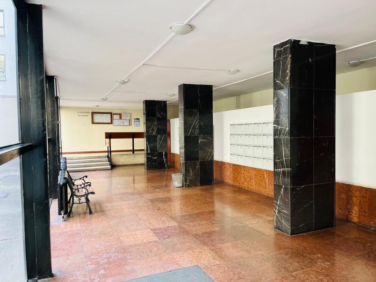Apartament Bauhaus Flat In Amazing Location Budapeszt Zewnętrze zdjęcie